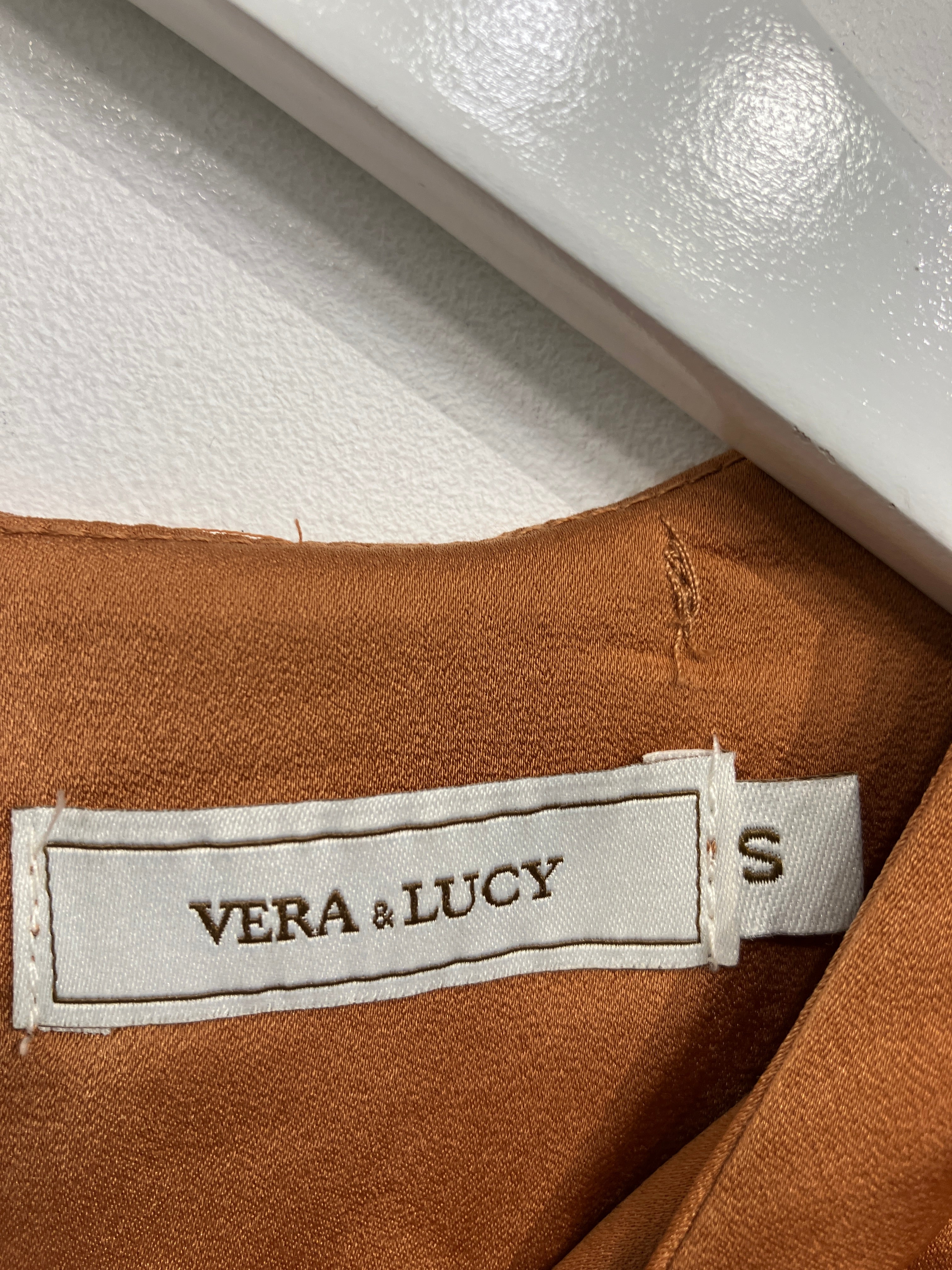 Vera & Lucy Kjole